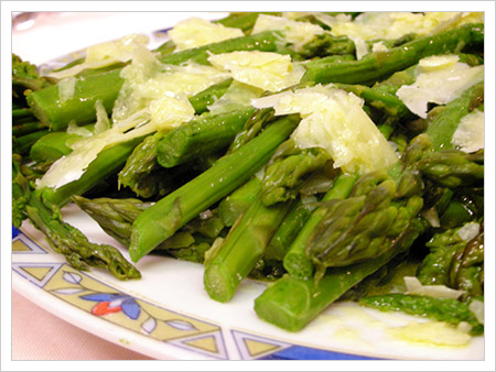 Asparagus salad