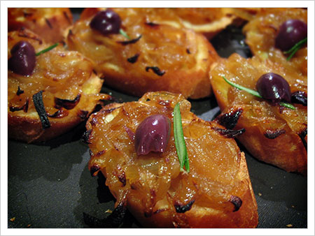 Crostini di cipolla