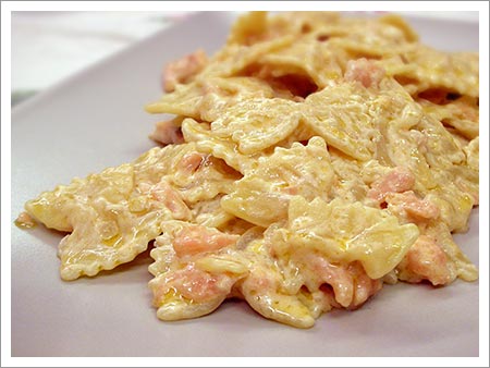 Farfalle al salmone