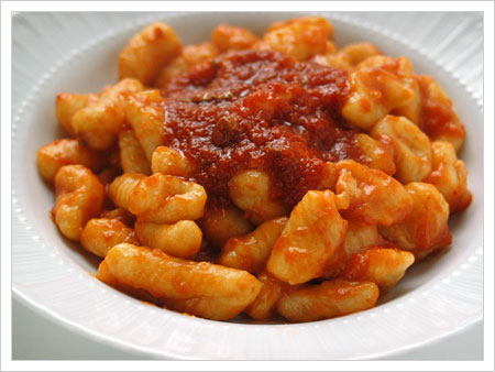 Gnocchi al sugo