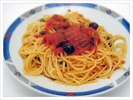 Spaghetti olive e capperi