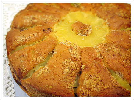 Torta all'ananas